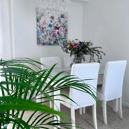 Arco Macarena Apartment