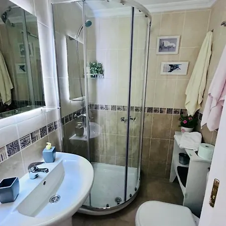 Apartment Arco Macarena *
